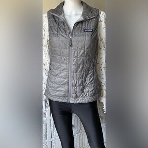 Patagonia Vest Nano Puff Quilted Box Stitching in Silver Grey color Size S